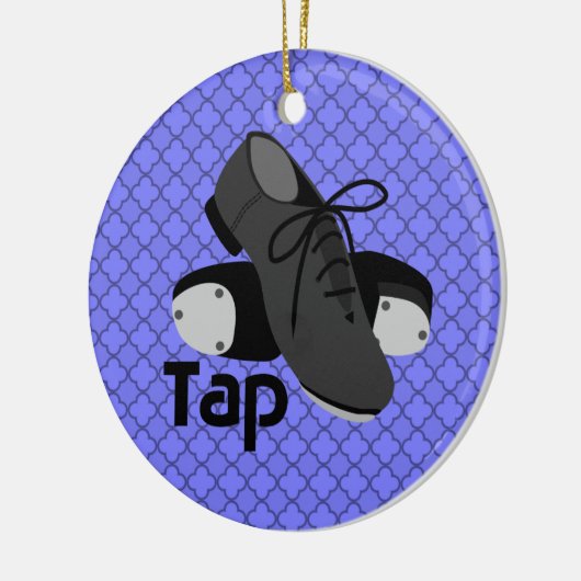 ich steche an keramik ornament (Links)