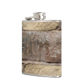 "Ich stecke fest" ein anderer Stein in der Wand Flachmann (Links)