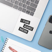 Ich stehe gegen Rassismus Aufkleber (Laptop mit iPhone)