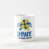 Ich stehe mit der Fahne der Ukraine - Unterstützun Kaffeetasse (Mittel)