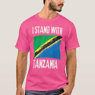 Ich stehe mit der tansanischen Flagge, der tansani T-Shirt