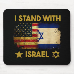Ich stehe mit Israel Shirt da, das ich mit Israel  Mousepad