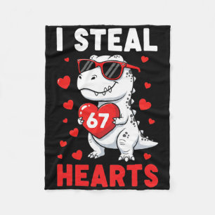Ich stehle 67 Herzen Lustiger 67. Valentinstag Din Fleecedecke