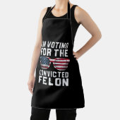 Ich stimme für den verurteilten Felon Pro Trump 20 Schürze (InSitu)