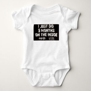 Ich tat gerade 9 Monate… Baby-T - Shirt! Baby Strampler