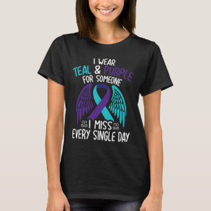 Ich trage Aquamarin und Lila für jemanden, den ich T-Shirt