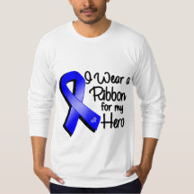 Ich trage einen blauen Band für meinen Helden