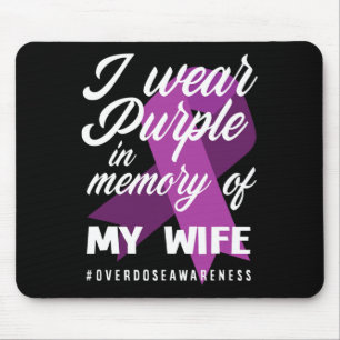 Ich trage Lila im Gedächtnis für meine Ehefrau Übe Mousepad