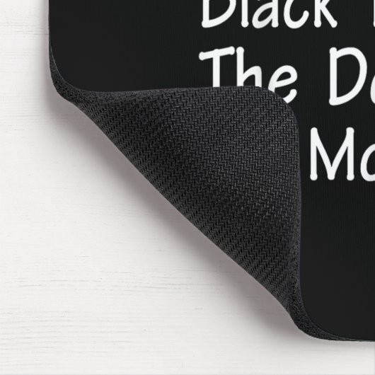 Ich trage Schwarz, um den Tod der Motivation zu tr Mousepad (Ecke)