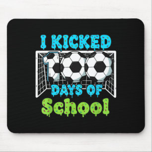 Ich trat 100 Tage Schule Fußball Lustige Jungen Ki Mousepad
