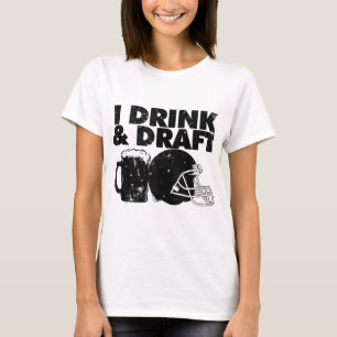Ich trinke und Entwurf lustige Fantasy Football En T-Shirt