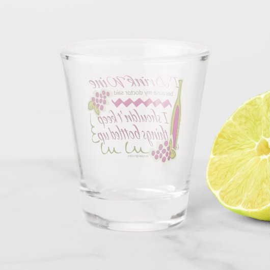 Ich trinke Wein-Zitat Schnapsglas (Rückseite)