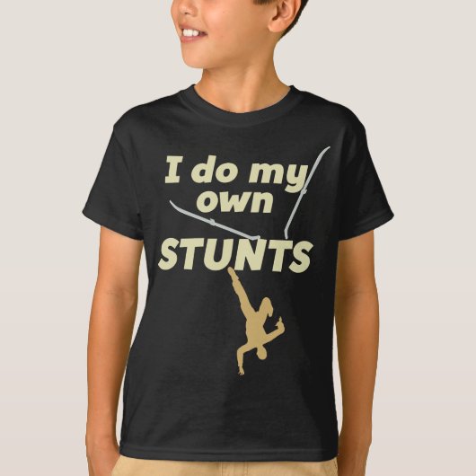 Ich tue meine eigenen STUNTS - Ski Funny - Skiunfa T-Shirt (Vorderseite)