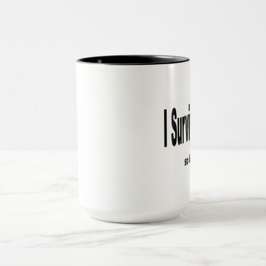 "Ich überlebte 2012" Becher Tasse (Zentrum)
