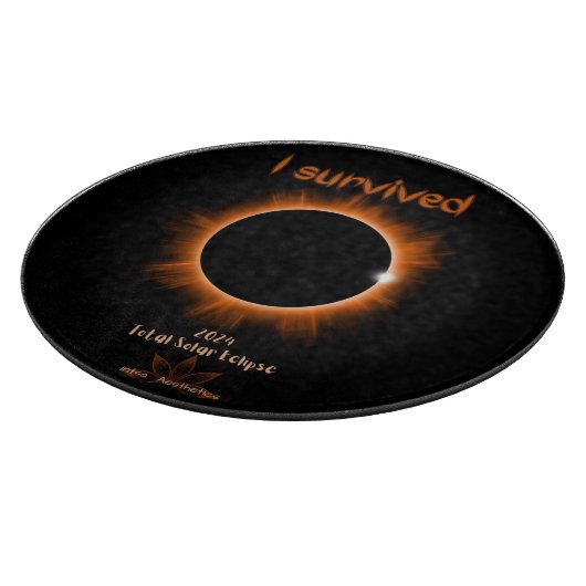 Ich überlebte 2024 das Solar Eclipse Cutting Board Schneidebrett (Ecke)
