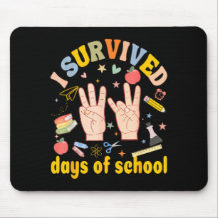 Ich überlebte 67 Tage Schul-Amerikanische Gebärden Mousepad