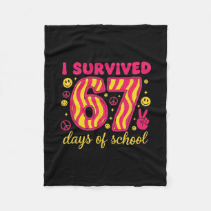 Ich überlebte 67 Tage Schule 100 Tage Brainrot Six Fleecedecke