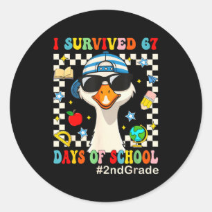 Ich überlebte 67 Tage Schule Lustige Gans Jungen 2 Runder Aufkleber