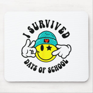 Ich überlebte 67 Tage von Schul-Lehrern Schülern S Mousepad