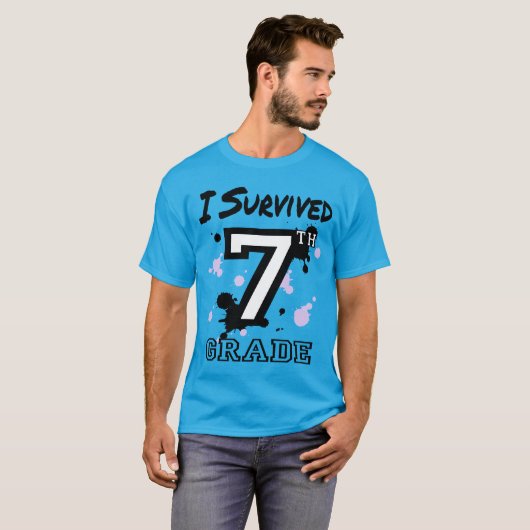 Ich überlebte 7. Klasse (größere Größe) T-Shirt (Vorne ganz)