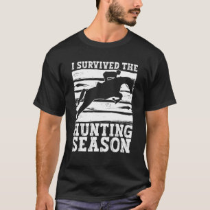 Ich überlebte die Jagdsaison Pferderennen Springen T-Shirt