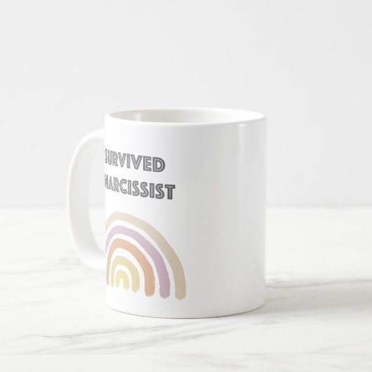 Ich überlebte eine narzisstische Tasse (Vorderseite Links)