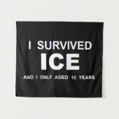 Ich überlebte ICE Wandteppich (Vorderseite (Horizontal))