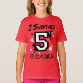 Ich überlebte Mädchen der 5. Klasse T-Shirt (Vorderseite)