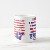 Ich überlebte Obama und Biden Kaffeetasse (Mittel)
