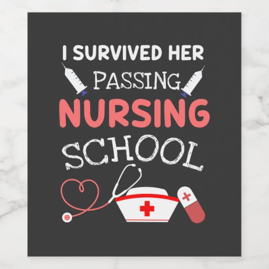 Ich überlebte sie mit der Krankenpflege. Weinetikett (Einzelnes Label)