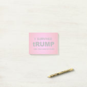 Ich überlebte tRUMP Post-it Klebezettel (Auf Schreibtisch)