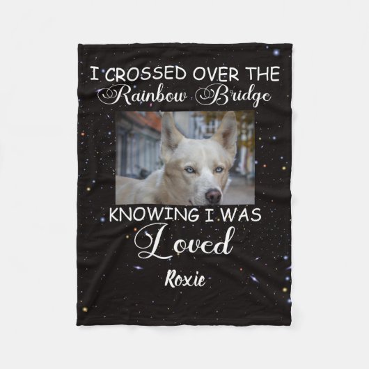 Ich überquerte die Rainbow Bridge, einen Denkenhun Fleecedecke (Vorderseite)