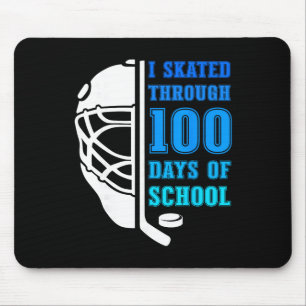 Ich überstand 100 Schultage Eishockey-Junge Mousepad