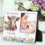 Ich und Moo Mommy und Baby Cow Mutter Day Foto Fotoplatte<br><div class="desc">Das erste Foto der Mutter für mich und Moo. Fügen Sie Ihre Lieblingsmutter und Ihr Foto zu dieser niedlichen und lustigen Bildergalerie-Sake hinzu, die perfekt für eine junge Mutter ihres Babys oder kleinen Kindes geeignet ist. Sie können den gesamten Text bearbeiten und eine personalisierte Nachricht hinzufügen, sodass Sie ganz einfach...</div>