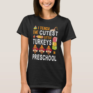 Ich unterrichte die süßesten kleinen Truthähne im T-Shirt