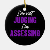 Ich urteile nicht, dass ich mich beurteile, lustig keramik ornament (Vorne)