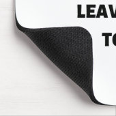 Ich verlass es an die KI Mousepad (Ecke)