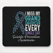 Ich vermisse meine Enkelin jeden Single Selbstmord Mousepad (Vorne)