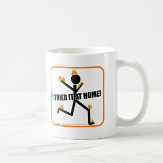 Ich versuchte es zu Hause lustige Bremsungen Kaffeetasse