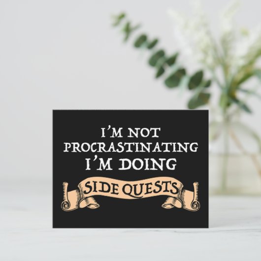 Ich verzögern nicht - ich mache nebenbei Quests Postkarte (Stehend Vorderseite)