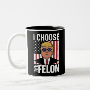 Ich wähle den Felon Trump 2024 als republikanische Zweifarbige Tasse
