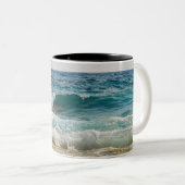 Ich wäre eher am Strand, in den Ozeanwellen Zweifarbige Tasse (VorderseiteRechts)