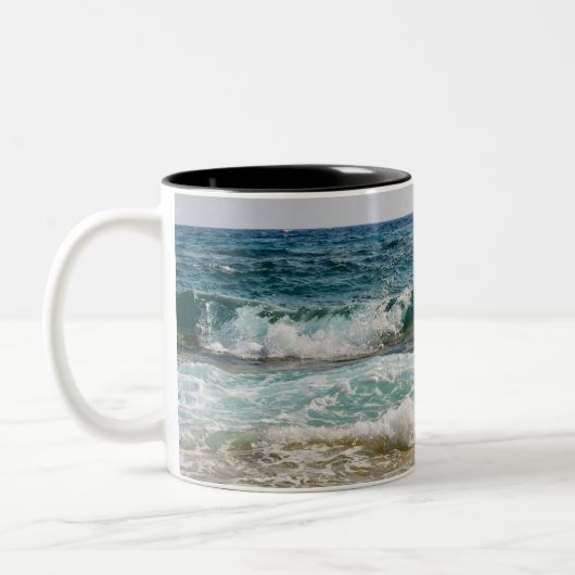 Ich wäre eher am Strand, in den Ozeanwellen Zweifarbige Tasse (Links)