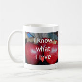 "Ich weiß, was ich Liebe" - Design mit Apple-Thema Kaffeetasse (Links)