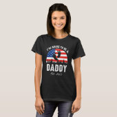 Ich werde die US-Flagge für Papa seit 2023 führen T-Shirt (Vorne ganz)