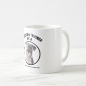 Ich werde von einer Schnauzer-Tasse ausgebildet Kaffeetasse (VorderseiteRechts)
