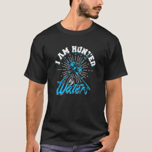 Ich werde von Wassers Fischer beim Fliegenfischen  T-Shirt