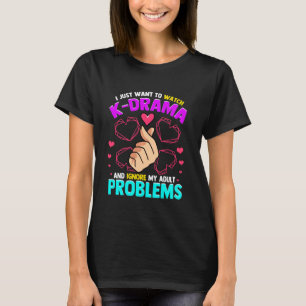 Ich Wollte gerade, mir das K-Drama anzusehen und m T-Shirt