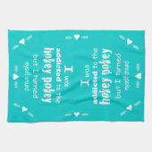 Ich wurde dem Hokey Pokey Typografy Zitat zugeschr Handtuch (Horizontal)