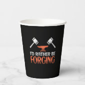 Ich würde eher Schwarzschmiedehammer schmieden Pappbecher (Rückseite)